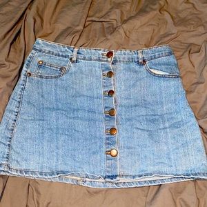 Button jean skirt